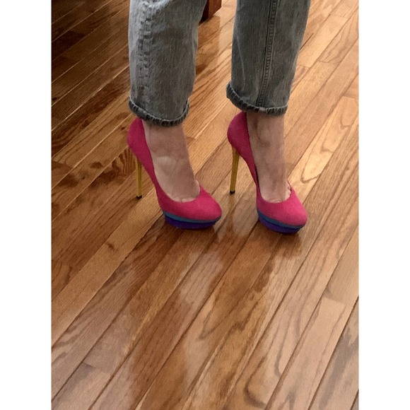 Brian Atwood Fontanne Multicolor Suede Platform Pumps - Picture 12 of 13